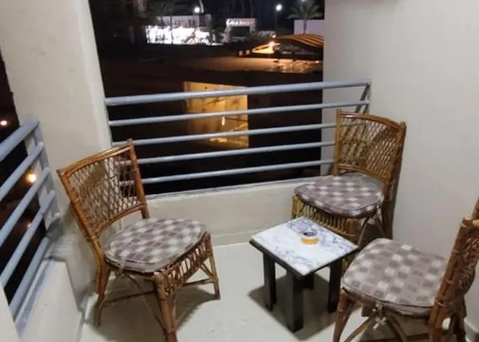 In Princess With Acces & Free Wi-fi I Near Air Port Apartman